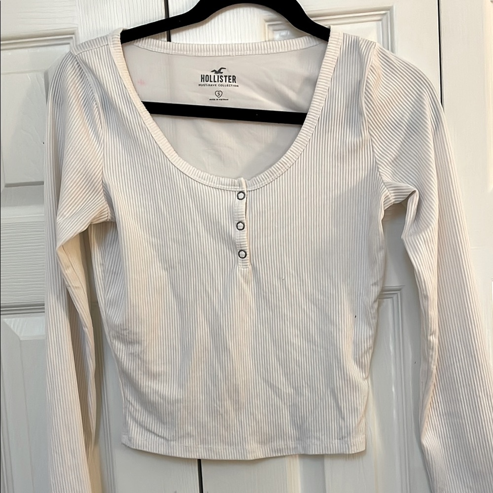Hollister Cream Fitted Buttoned Blouse